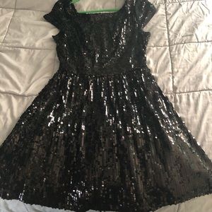 Windsor black sequined prom dress